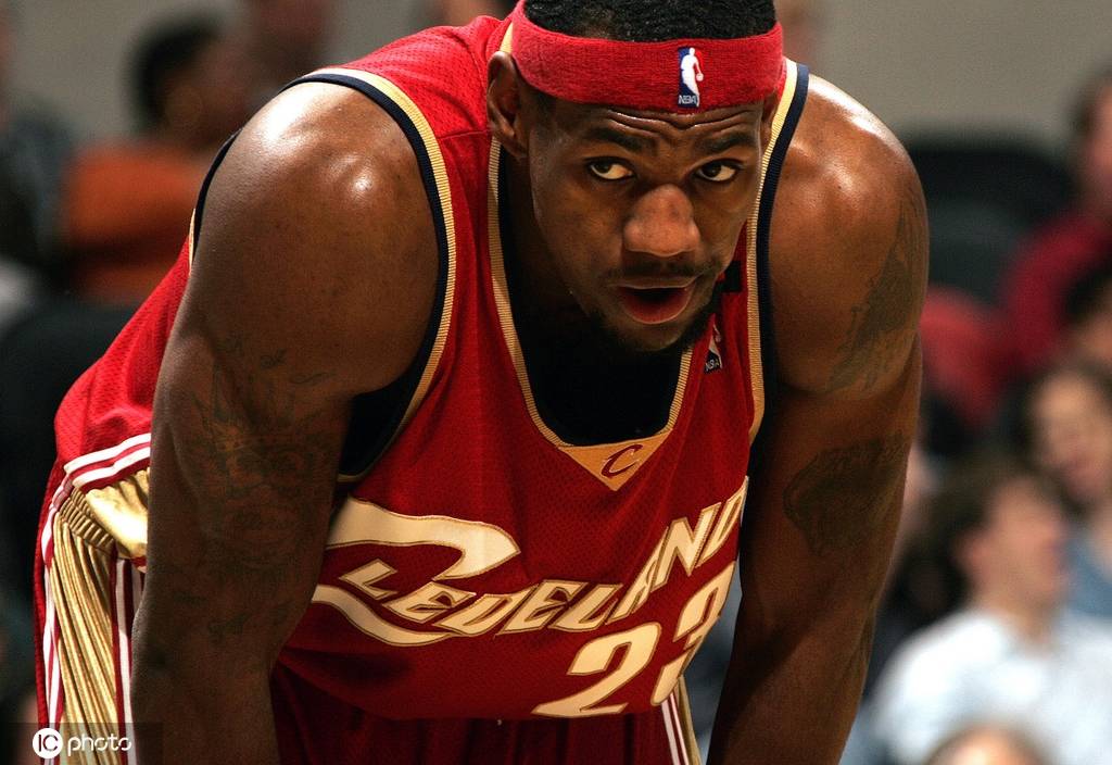 詹姆斯关键节点赛事规则更新，SKT带队取胜！