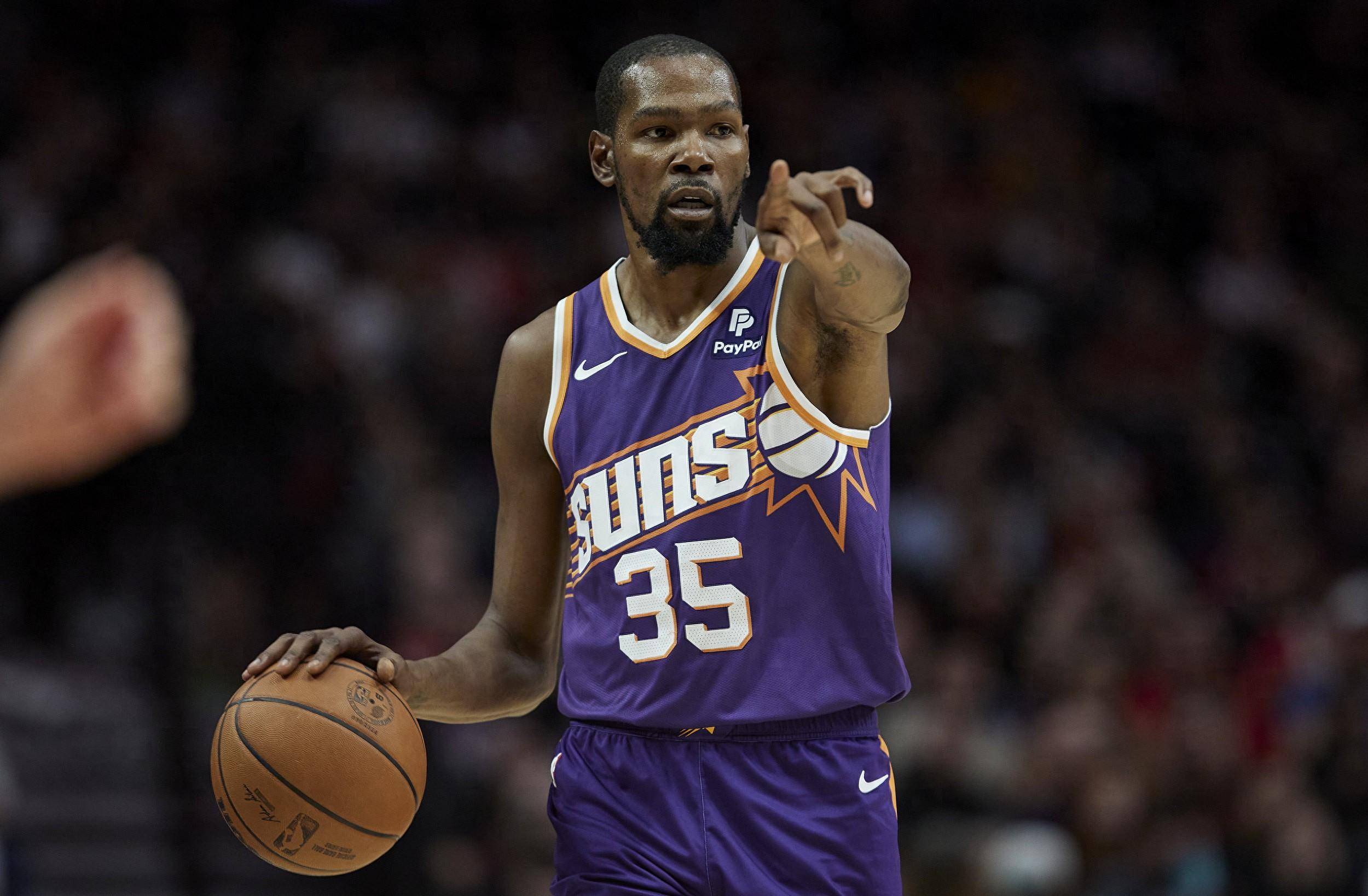 杜兰特迎来十二赛季高光表现，皇家马德里球迷沸腾！的简单介绍